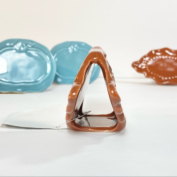 Robert Stanley Leaf Pumpkin Napkin Holders 4 - Picture 5 of 5